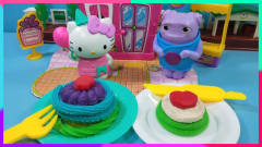 凯蒂猫和疯狂外星人的黏土甜品蛋糕