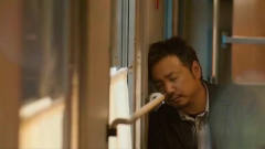王一博配音的《囧妈》“回家的列车”小贴士上