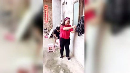每日爆笑日常：这样套路老婆不好吧？