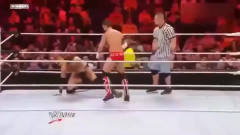 WWE：塞纳当起了裁判，在擂台上随意欺负选手，