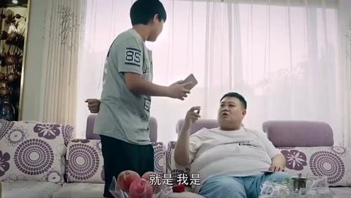 这么小的年纪，就有经商头脑，有这样的儿子父