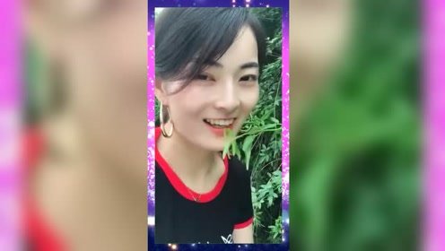 成熟型小姐姐，天生丽质，甜美的笑容让人难忘