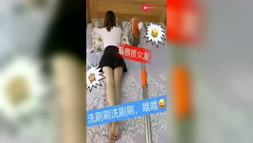 搞笑夫妻恶搞段子：十七岁以下不要看，笑死人