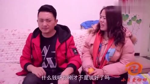 美女向哥哥要压岁钱，没想哥哥出对联考她，结