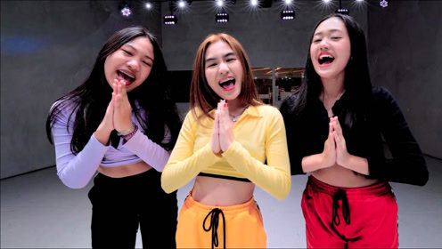 泰国美女教你10种魔性搞笑舞蹈，2021嗨起来