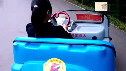 搞笑视频，美女学开车