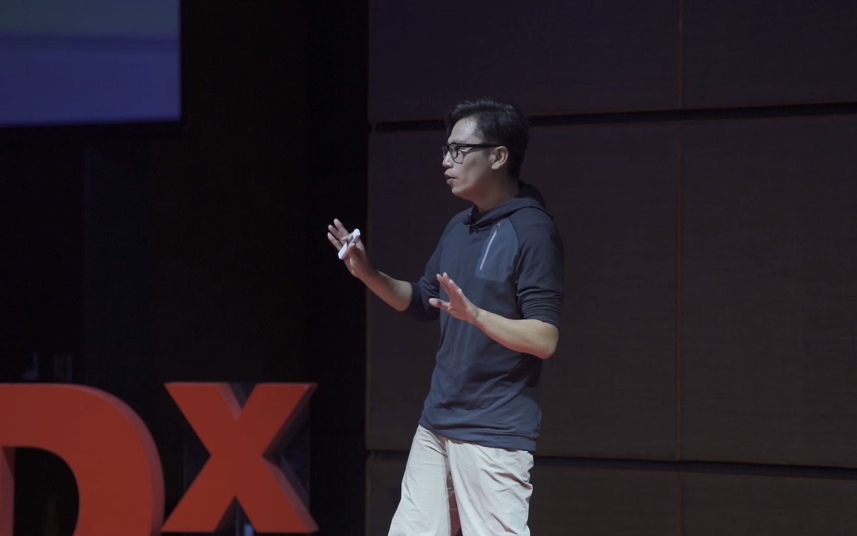 【TEDx Talks】自由是什么  金鹏 张  TEDxMacauUST