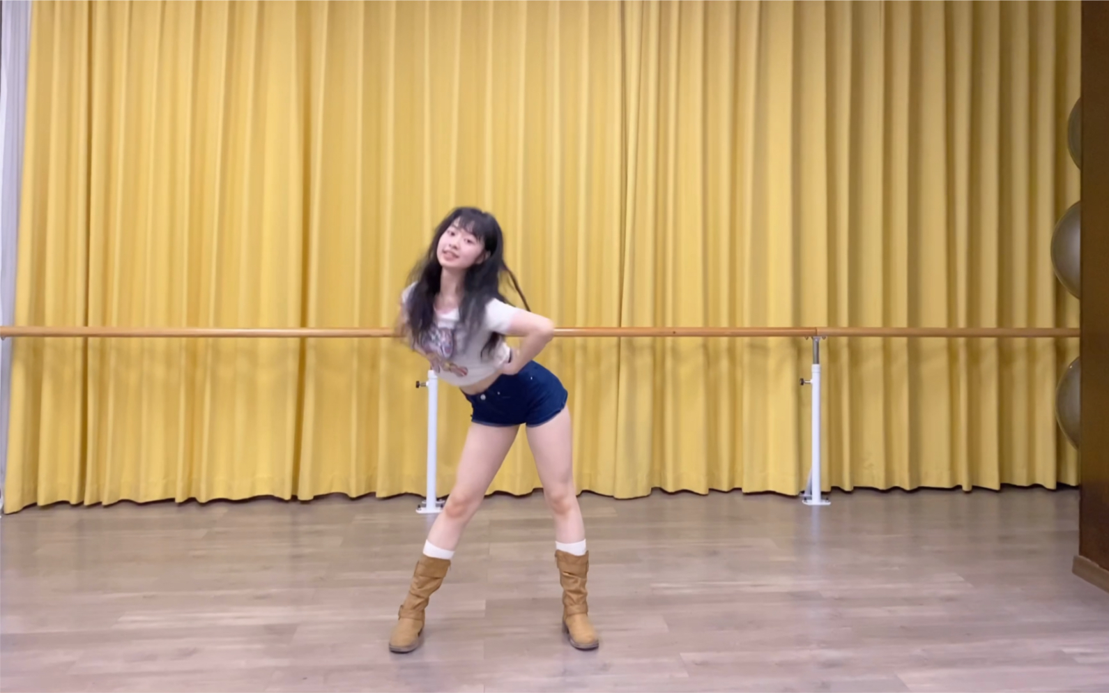 「雪喵」thank u, next肉嘟嘟小姐姐