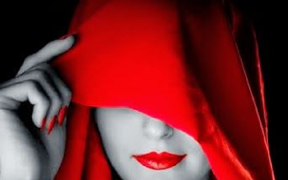 红衣女... | 小视频，灵异