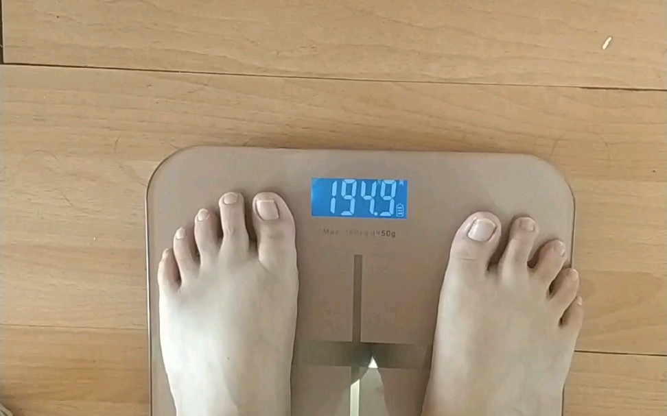 210斤大基数减肥打卡第82天，每天半斤半斤的掉！