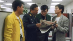 90年代香港喜剧电影，三大损友合伙整蛊陈百祥，