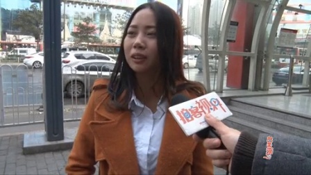 假乞丐开豪车被揭穿 遭男子怒骂
