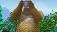 熊大熊二为了吃蜂蜜，扮成蜜蜂的样子，搞笑