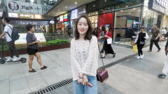 来自乌鲁木齐多才多艺还单身的小姐姐，在深圳