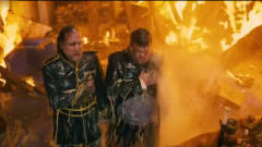 格列佛游记：格列佛一泡尿浇灭了皇宫里的大火