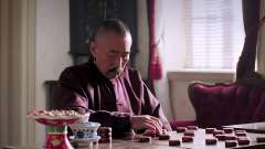 少帅：张学良陪张作霖下棋，这段太逗了，张作