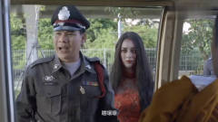 泰国交警打开骨灰罐，结果放出了女鬼，这对话