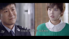 江城警事：女友成新科长，男警手握着不放，不