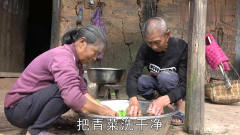 农村四哥：王四老爸做农家酸辣米线，饭桌上，