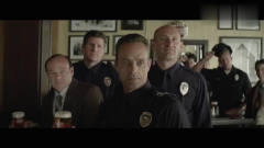 澳洲搞笑啤酒广告：哪怕被一堆警察追着跑，也