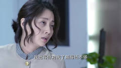 小保安看上中年妇女，一番话竟让对方哭笑不得