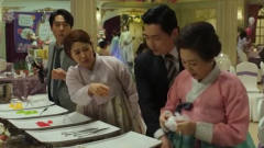 精彩的韩国灾难动作影片 宴会后打包自助餐的妈
