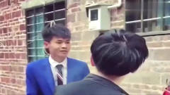 许华升爷爷去理发店烫头发，却让许华升为难了